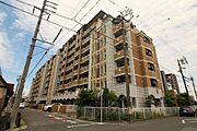 9階建て4階部分のお部屋、間取りは3LDK！陽当り良好◎周辺環境も充実しています◎お気軽にお問合せください。