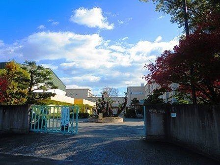 連尺小学校岡崎市城北町にある公立の小学校です! 1320m