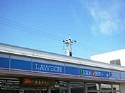 ローソン　岡崎伊賀町店 駐車場はとても広くて車を停めやすいです。 830m