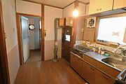 調理器具等を収納するスペースも十分にございます。広々としており使い勝手も良さそうです。（CG加工の為、現況と異なります。）