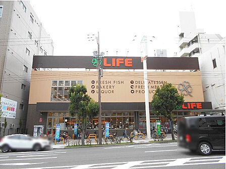 ライフ清水谷店：徒歩9分（650ｍ）