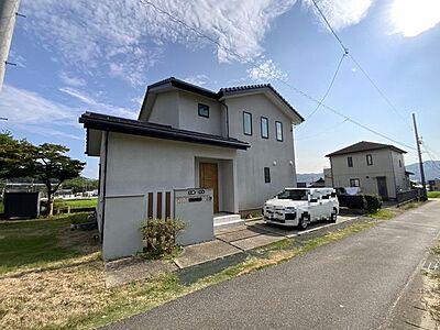 外観：額田郡幸田町の中古戸建てです！国道248号線、23号線にアクセス良好！車でのお出掛けに便利な立地です♪