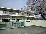 福岡南保育園岡崎市福岡町にある保育園です。働くママも安心して預けられます！ 980m
