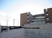 翔南中学校岡崎市針崎町にある公立中学校です！2013年4月に開校された、近代的できれいな学校です！ 490m