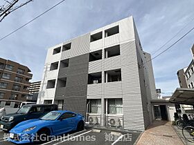 ジュエル  ｜ 兵庫県姫路市三左衛門堀西の町97番地（賃貸マンション1R・2階・34.02㎡） その1