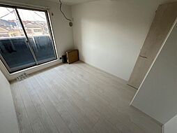 East　Flat　松戸 202 2階1Kのリビング/ダイニング