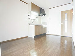 シャトルアイII 202 2階3DKのリビング/ダイニング