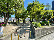 公園「菊水町緑地まで1065m」