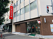 銀行「兵庫信用金庫御旅支店まで727m」