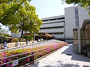 図書館「神戸大学附属図書館医学分館まで309m」