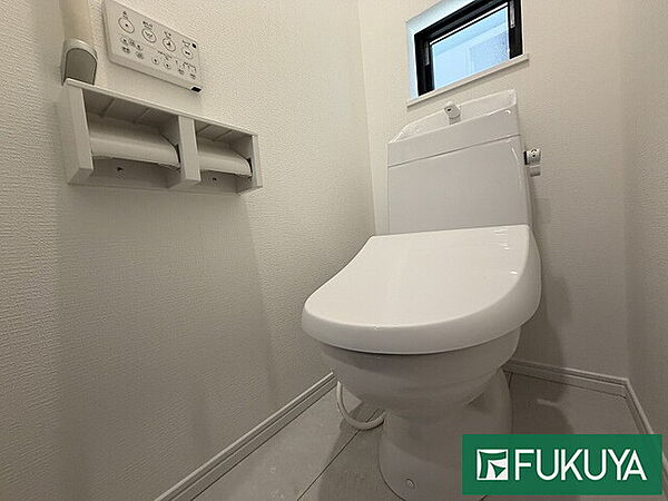トイレを拡大表示