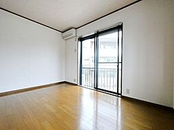 ドミトリー 201 2階ワンルームのリビング/ダイニング