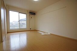 ユーオーディア 201 2階1Kのリビング/ダイニング