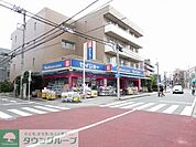 セイジョー 徒歩11分。ドラックストア 870m