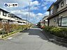 外観：前面道路（北東側）