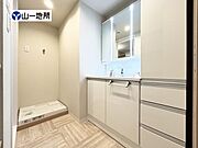 身支度もお手入れも。自分時間が整う洗面スペース