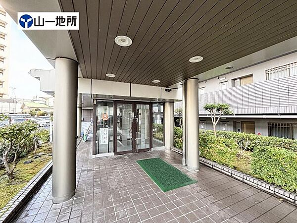 エントランスを拡大表示
