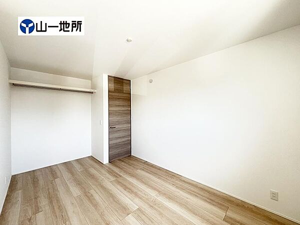 洋室を拡大表示