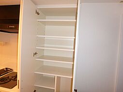 他のお部屋の参考写真となります。