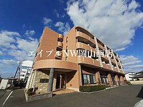 サン・フィールド  ｜ 岡山県岡山市北区平田（賃貸マンション1K・3階・31.97㎡） その1