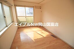 JR山陽本線 高島駅 徒歩27分の賃貸アパート 2階1DKのリビング/ダイニング