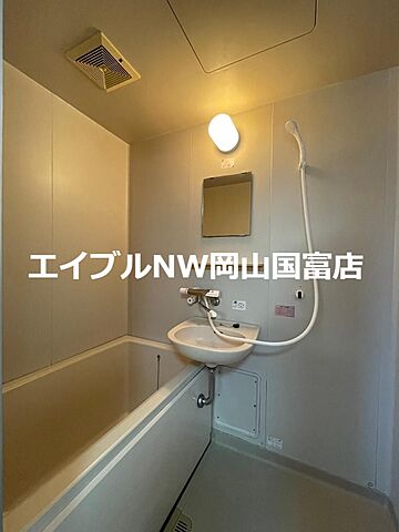 浴室