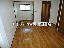 JR山陽本線 東岡山駅 徒歩8分の賃貸アパート 2階2LDKのリビング/ダイニング