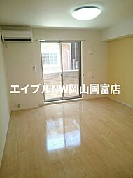 JR山陽本線 高島駅 徒歩14分の賃貸アパート 1階ワンルームのリビング/ダイニング