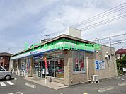 ファミリーマート岡山中島店 650m