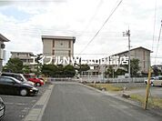 岡山市立平井小学校 1089m