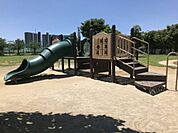 広尾防災公園 徒歩6分。 470m