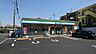周辺：ファミリーマート市川入船店 徒歩7分。 500m
