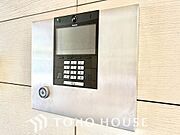 オートロックがあることで防犯効果が高まります。煩わしい訪問営業や勧誘等の削減にも期待できますね。