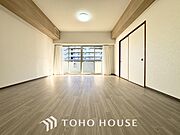 家は、ただ生活する場ではなく、笑顔の毎日、安らぎの日々のために、暮らしを愉しく、快適にする場所。