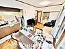 室内：造りこんだ空間演出の妙が生み出す光と質のハーモニーはこの住宅のクオリティの良さを実感させてくれます。