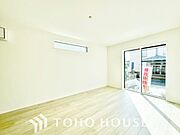 家は、ただ生活する場ではなく、笑顔の毎日、安らぎの日々のために、暮らしを愉しく、快適にする場所。