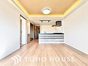 造りこんだ空間演出の妙が生み出す光と質のハーモニーはこの住宅のクオリティの良さを実感させてくれます。