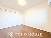 心と体をゆったりと安らげる主寝室。寝室のゆとりが大きい分だけ、暮らしの安らぎは深まります。