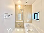 心地よいバスタイムを演出する浴室はゆとりあるサイズを採用。