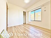 白を基調とした室内は、明るい住空間を造り出すだけでなく、清潔感をもたらしてくれます。