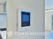 「見える安心」をカタチにしました。誰が来てもわかる様にモニター付きインターホンを設置。