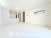 家は、ただ生活する場ではなく、笑顔の毎日、安らぎの日々のために、暮らしを愉しく、快適にする場所。