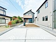 自転車やバイクなど、ゆとりのある敷地で置き場所に困ることはないでしょう。