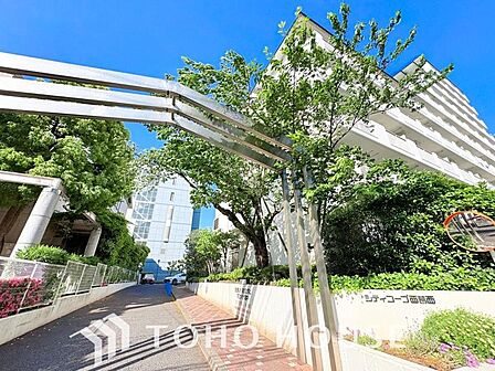 初めての住宅購入も&お住み替えも東宝ハウスへ是非一度ご相談下さい。