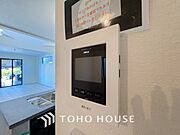 「見える安心」をカタチにしました。誰が来てもわかる様にモニター付きインターホンを設置。