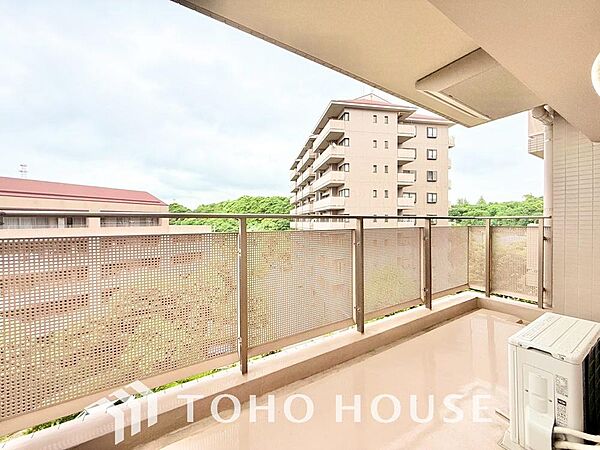 バルコニーを拡大表示