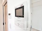 見える安心をカタチにしました。誰が来てもわかる様にモニター付きインターホンを設置。