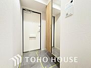 広々した玄関スペースはベビーカーも楽々置けるゆったりスペースが魅力です。