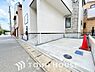 駐車場：ゆったりとした駐車スペースを確保いたしましたので、大きめのお車でも駐車可能です。