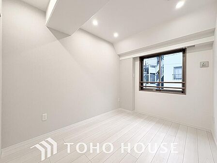 暖色系の照明は、心理的にも落ち着きを得られやすいそうです。